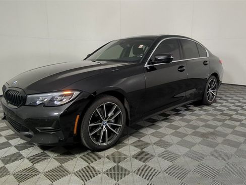 Used 2019 BMW 330i xDrive Sedan w/ Driving Assistance Package image 9