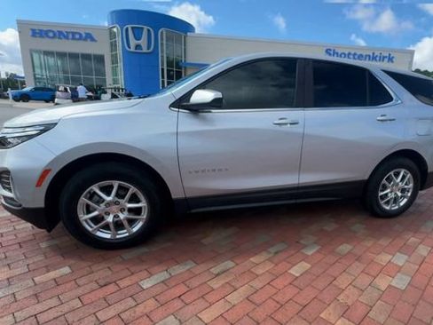 Used 2022 Chevrolet Equinox LT FWD image 7