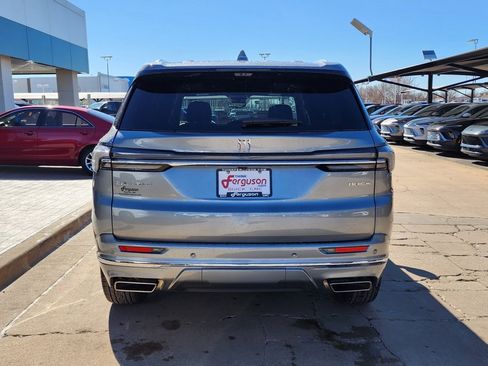 New 2026 Buick Enclave Avenir image 5