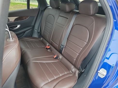 Used 2017 Mercedes-Benz GLC 300 4MATIC image 29