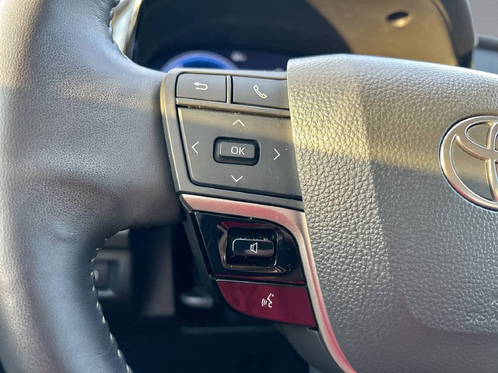 Certified 2025 Toyota Camry XLE FWD image 16