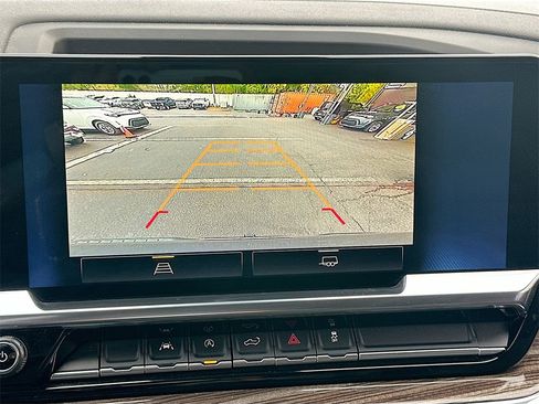 Used 2022 Chevrolet Silverado 1500 LT image 13