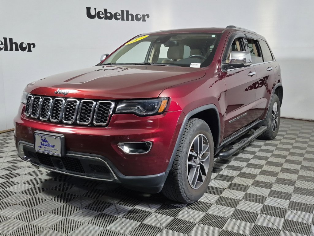 Used 2017 Jeep Grand Cherokee Limited w/ Luxury Group II AWD/4WD image 3