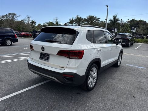 Used 2023 Volkswagen Taos S image 4