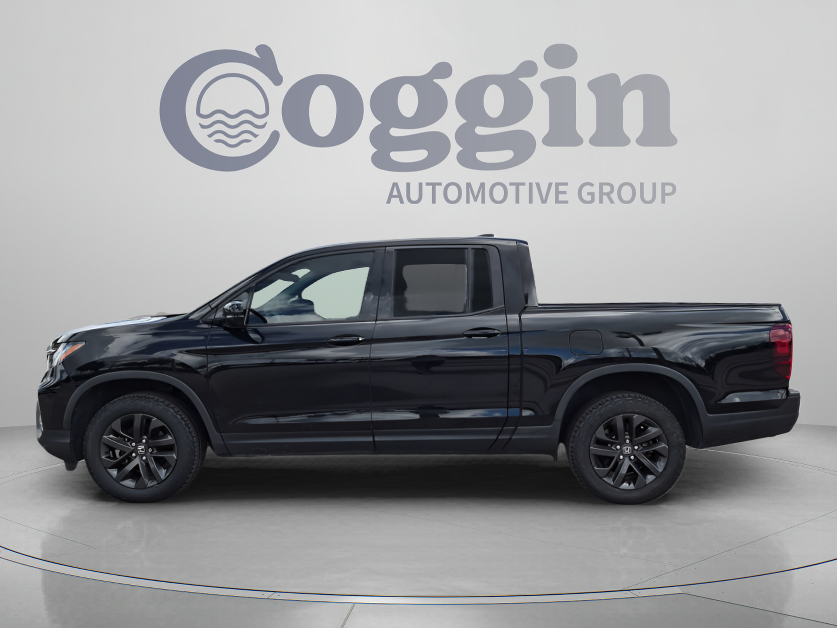 Certified 2023 Honda Ridgeline Sport image 2