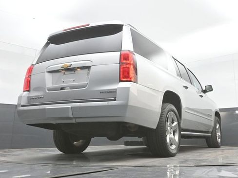 Used 2020 Chevrolet Suburban Premier AWD/4WD image 50