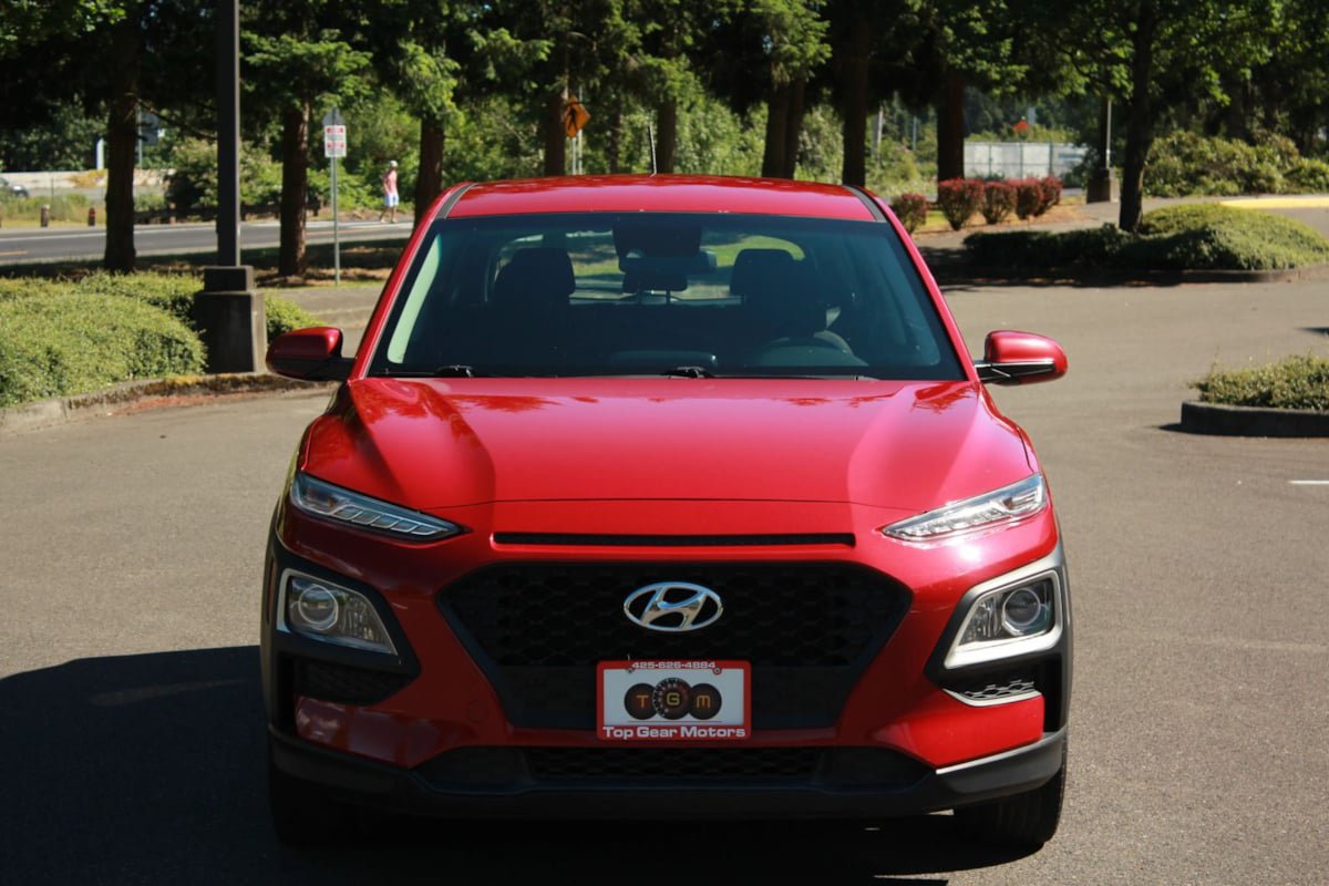 Used 2021 Hyundai Kona SE AWD/4WD image 2