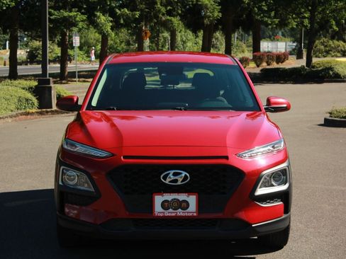 Used 2021 Hyundai Kona SE AWD/4WD image 2