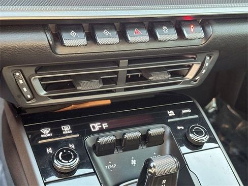 Used 2022 Porsche 911 Carrera 4 image 35