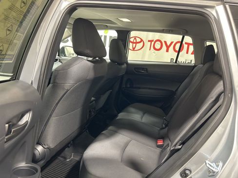 Used 2024 Toyota Corolla Cross LE image 20
