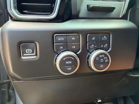 Used 2025 GMC Sierra 1500 Denali Ultimate AWD/4WD image 19