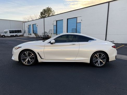 Used 2018 INFINITI Q60 3.0t Luxe w/ Sensory Package 3.0T Luxe image 4