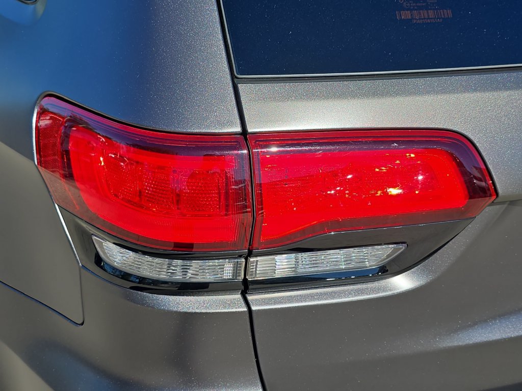 Used 2018 Jeep Grand Cherokee Trackhawk AWD/4WD image 37