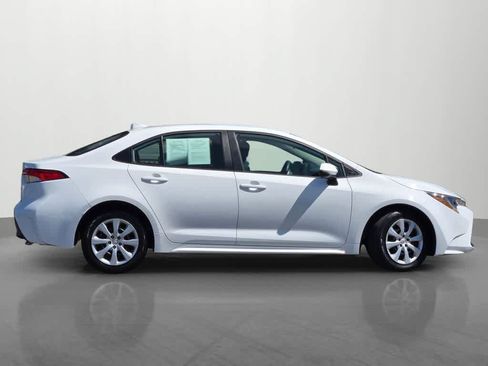 Used 2024 Toyota Corolla LE FWD image 7