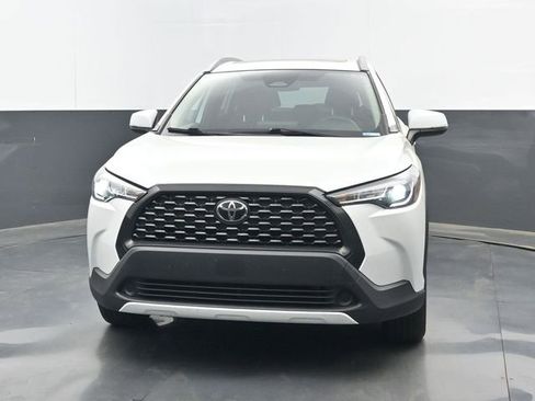 Used 2023 Toyota Corolla Cross LE w/ Moonroof Package image 5