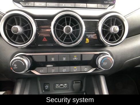 Certified 2025 Nissan Sentra SV image 20