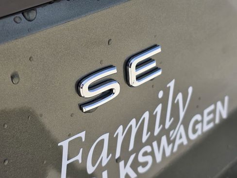 New 2026 Volkswagen Atlas Peak Edition image 8