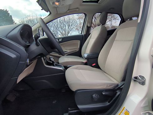 Used 2021 Ford EcoSport SE image 27