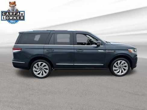 Used 2024 Lincoln Navigator Premiere image 13