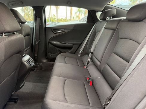 Used 2024 Chevrolet Malibu LT image 27
