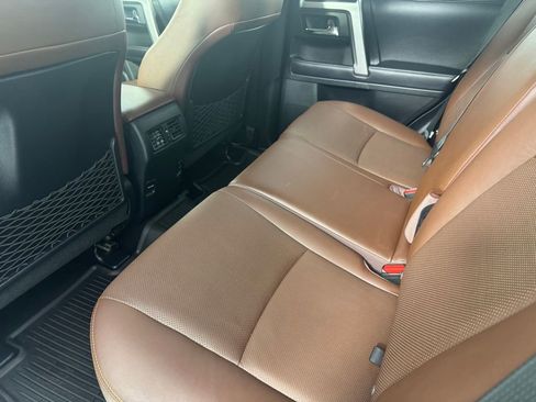 Used 2018 Toyota 4Runner Limited AWD/4WD image 12