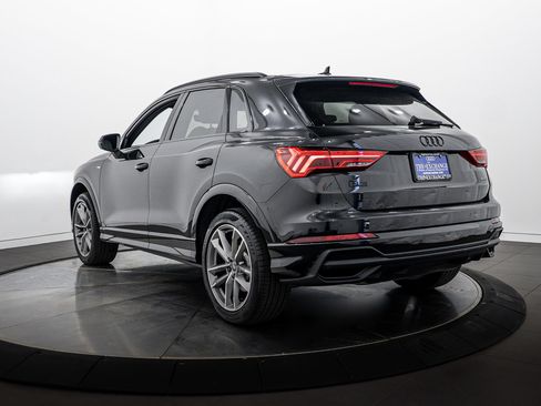 Used 2025 Audi Q3 2.0T Premium w/ Convenience Package AWD/4WD image 5