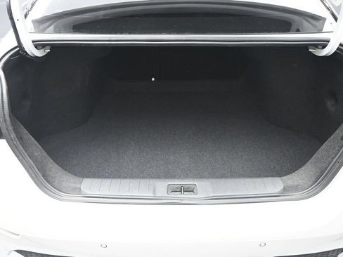 Used 2023 Nissan Sentra SR w/ Midnight Edition Package FWD image 31