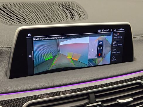 Used 2022 BMW 740i w/ M Sport Package image 38