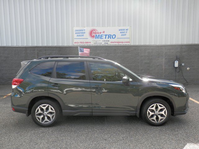 Used 2023 Subaru Forester Premium AWD/4WD image 9