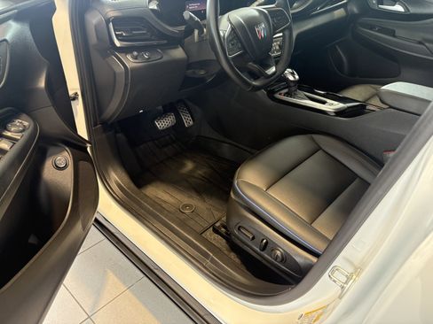 Used 2024 Buick Envista Sport Touring w/ Convenience I Package image 7