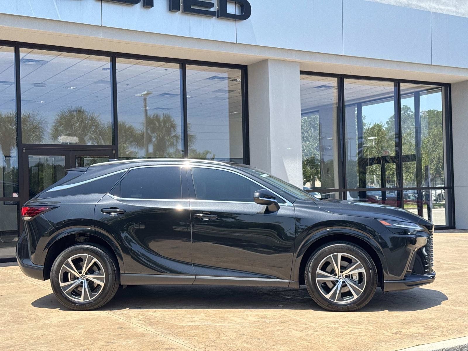 Certified 2023 Lexus RX 350 Premium w/ Accessory Package (Z1) FWD image 38