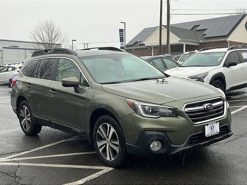 Used 2019 Subaru Outback 2.5i Limited image 3