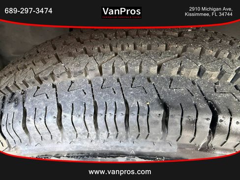 Used 2013 Chevrolet Express 3500 Extended image 13