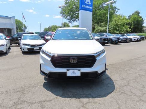Used 2024 Honda CR-V LX image 6