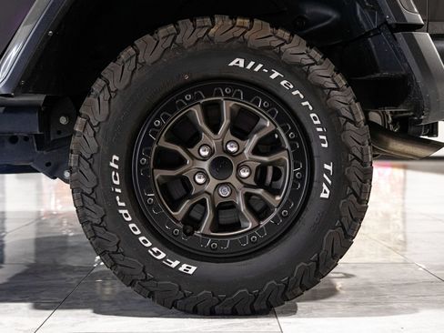 Used 2023 Jeep Wrangler Unlimited Rubicon 392 w/ Trailer Tow Package AWD/4WD image 34