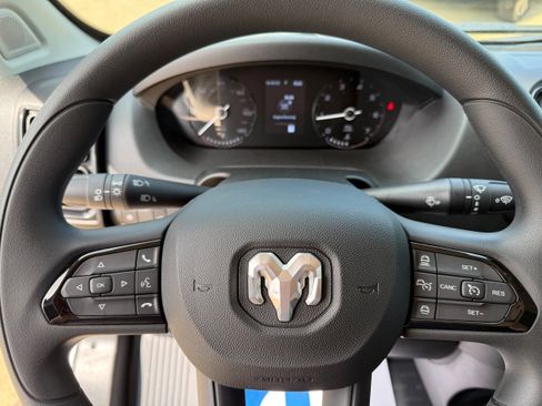 New 2025 RAM ProMaster 2500 w/ Convenience Group image 8