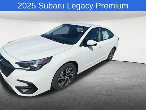 Used 2025 Subaru Legacy Premium w/ Popular Package #1A AWD/4WD image 4