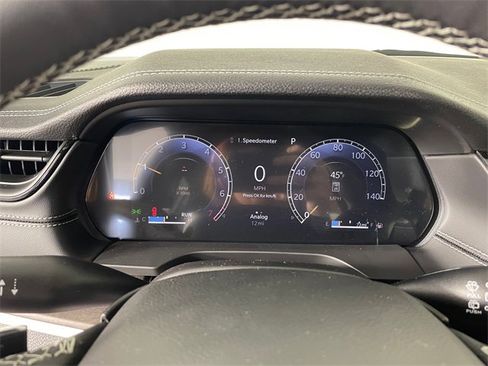 New 2026 Jeep Grand Cherokee Laredo image 3