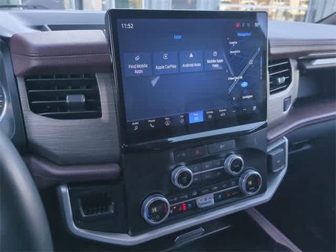 Used 2024 Ford Expedition Limited image 29