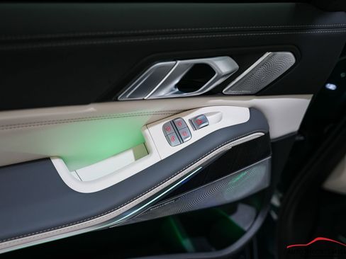 Used 2025 BMW ALPINA XB7 image 71