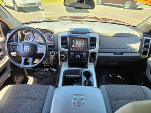 Used 2018 RAM 1500 Big Horn AWD/4WD image 29