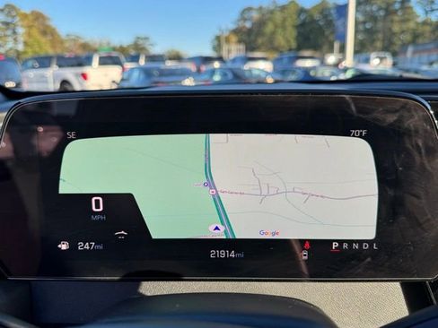 Used 2025 Chevrolet Traverse LT image 10