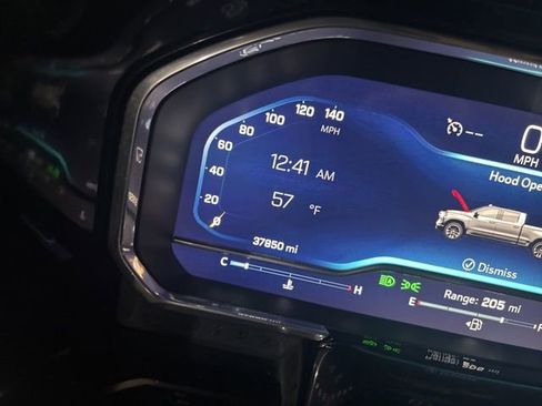 Used 2023 Chevrolet Silverado 1500 RST image 31