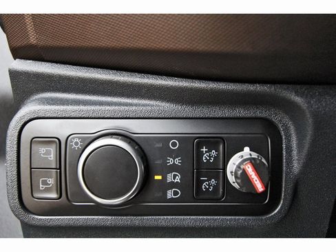 Used 2023 Ford Bronco Outer Banks w/ Sasquatch Package image 8