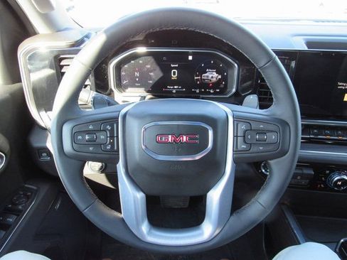 Used 2026 GMC Sierra 1500 SLT w/ SLT Premium Plus Package image 17