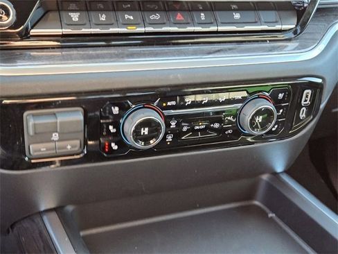 New 2026 Chevrolet Silverado 3500 LTZ w/ LTZ Premium Package image 13