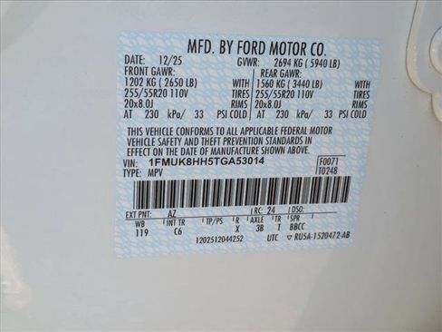 New 2026 Ford Explorer Platinum image 17