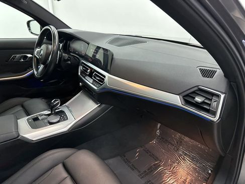 Used 2021 BMW 330i Sedan w/ M Sport Package image 28