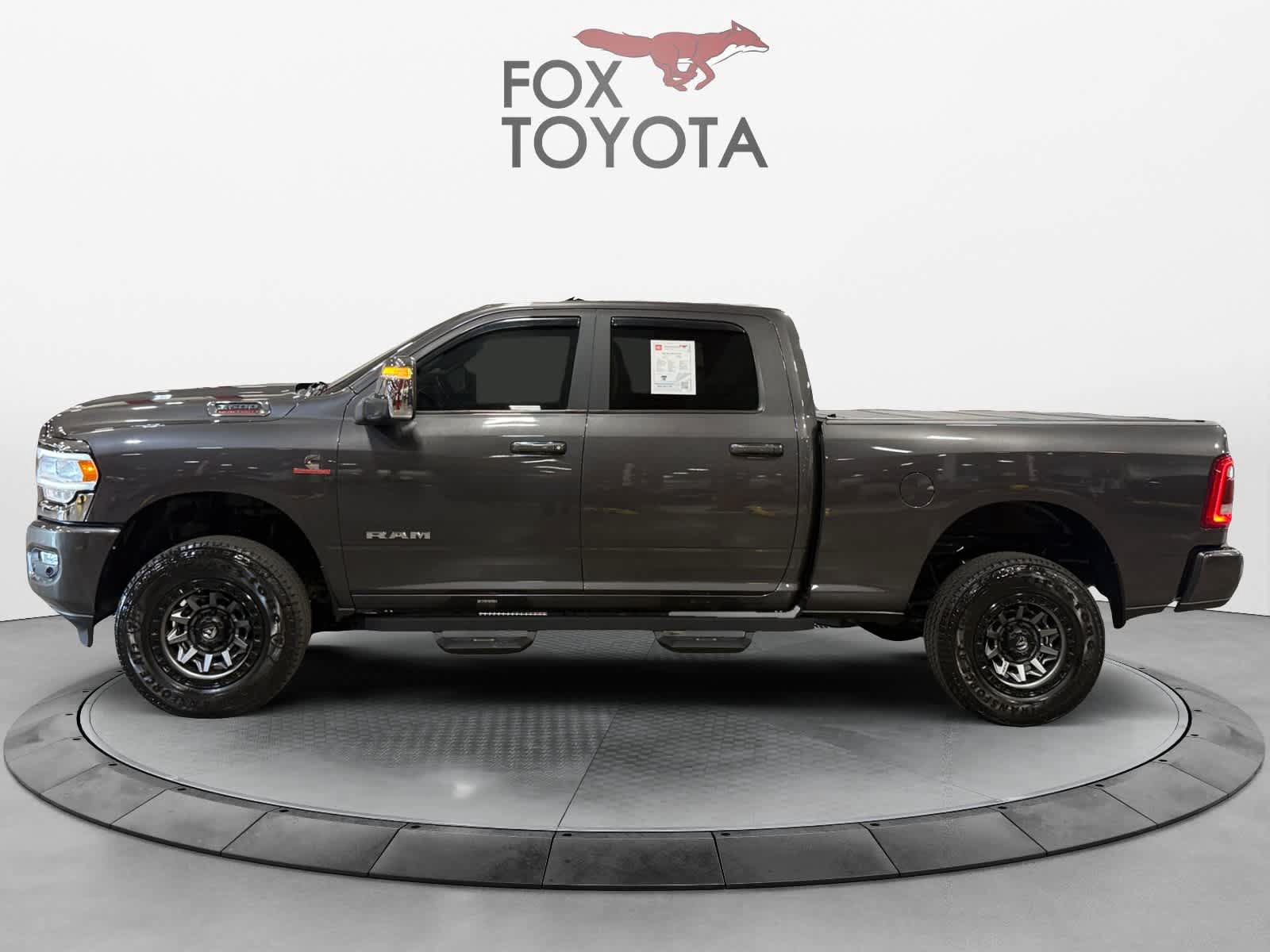 Used 2024 RAM 2500 Laramie AWD/4WD image 3