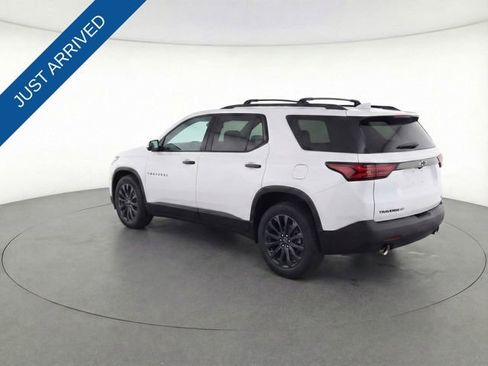 Used 2023 Chevrolet Traverse RS image 7